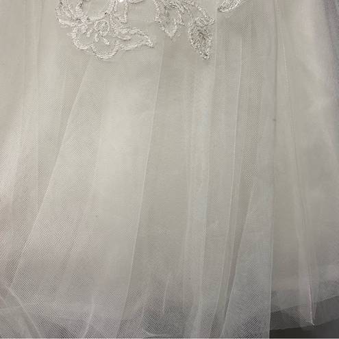 Oleg Cassini  Strapless Tulle Embellished Tea Length Ivory Wedding Gown size 6 8