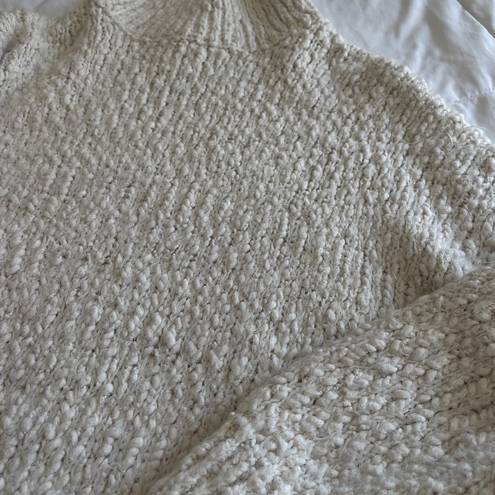 Cozy White Turtleneck Sweater Size M