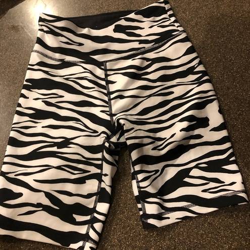 DKNY  zebra shorts