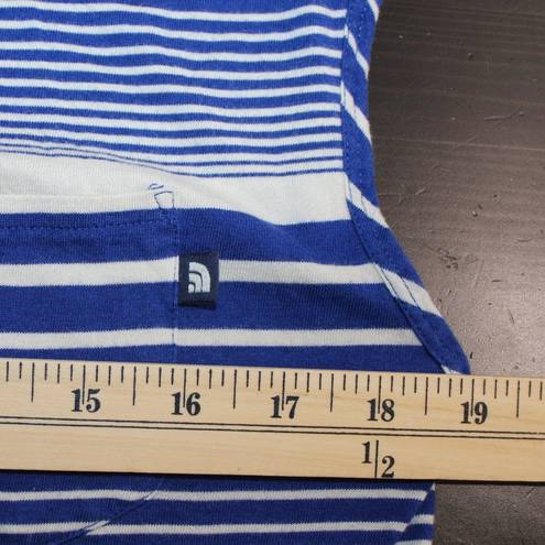 The North Face  Dress Blue & White Stripes size M