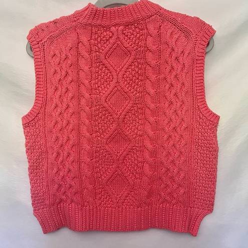 She & Sky  Cable Knit High Neck Sweater Vest Size Large Peach Chunky New