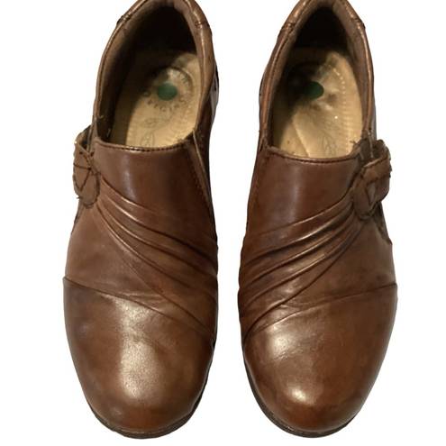 Earth Origins  Brown Leather Womens Size 7.5 Comfort mocasines