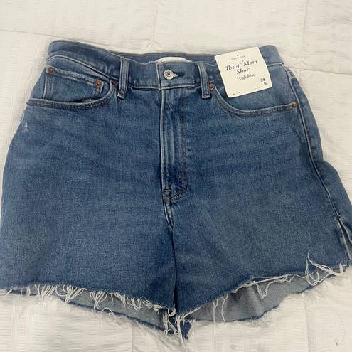 Abercrombie & Fitch Abercrombie The Mom Shorts 4’ High rise Curve Love 