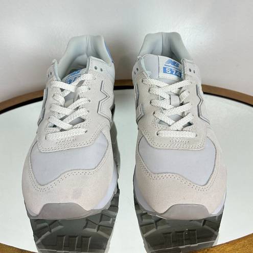 New Balance  574 Sneaker (Women) in Spring Sky Size US 7.5