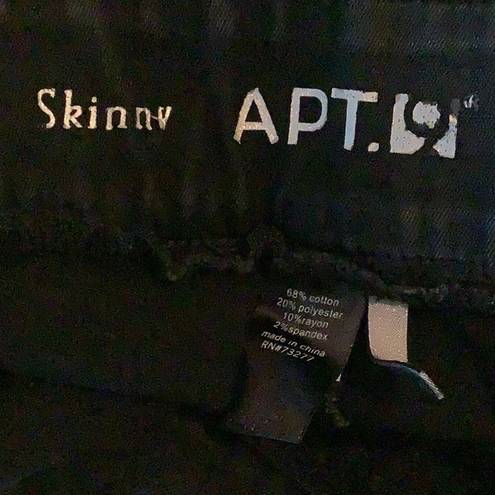 Apt. 9  Black Skinny Jegging Size 8 (Preowned)