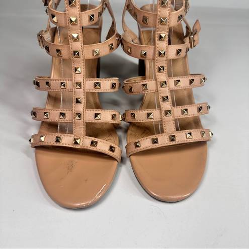 Betsey Johnson BETSEYVILLE Naveah Gold Studded Tan Gladiator Block Heeled Sandals Size 9