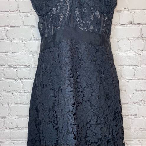 Fame and Partners 🎓  The Mariposa Black Lace Dress