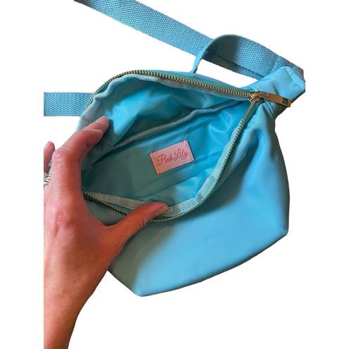 Pink Lily NWOT  Nylon Aqua with Gold Belt Bag‎ w/ Adjustable Strap