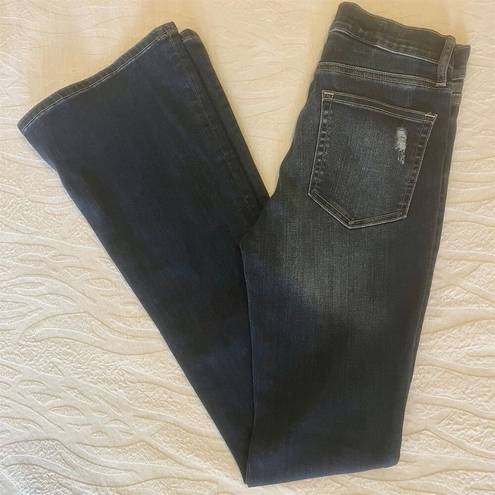 Gap  Flare Jeans Women's Size 2 Blue Mid Wash Distressed 5-Pocket Zip Closure