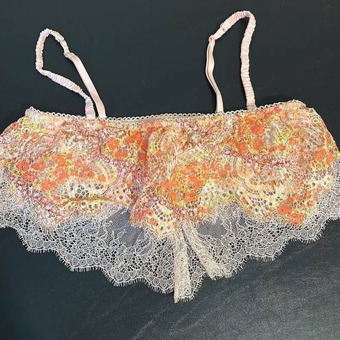 Victoria's Secret Victoria’s Secret Lace Bralette. Size Medium. Pink Multi NWT