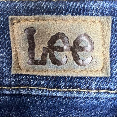 Lee  Size 12 Petite Relaxed Fit Straight Leg Midrise Dark Blue Jeans 5 Pockets