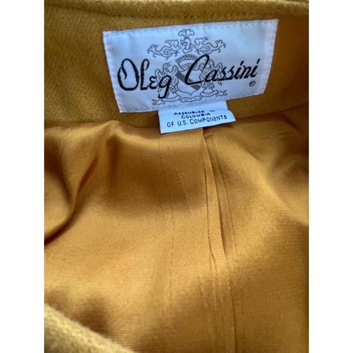 Oleg Cassini Vintage  80s Two Piece Womens Suit, Mustard and Black Size 10
