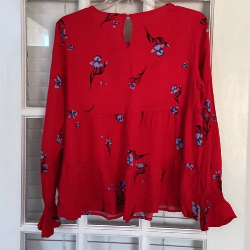 Popsugar  shirt size S brand new