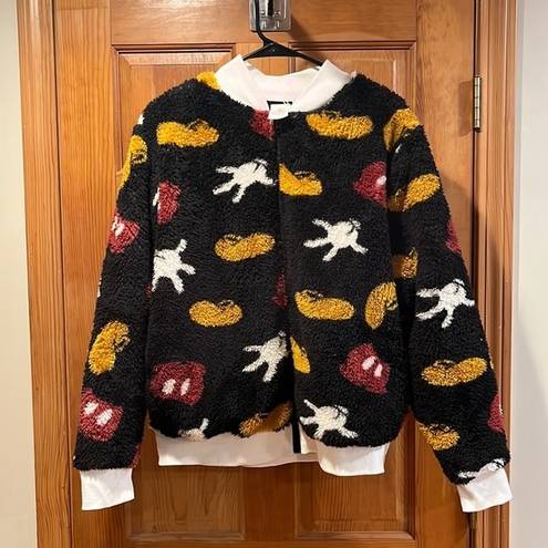 Disney  Mickey Mouse parts fleece jacket size xlarge.