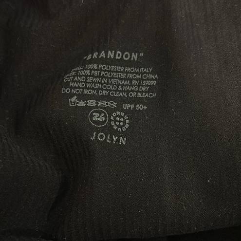 Jolyn size 26