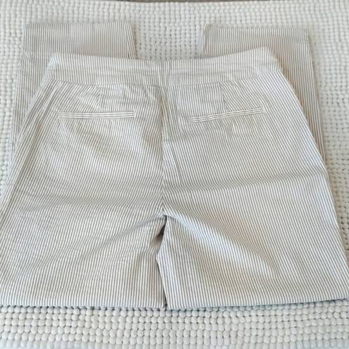 Hilary Radley Women's  Cropped Pants White Gray Stripe Size Med EUC #7954