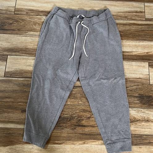 Sonoma  gray capri jogger sweatpants