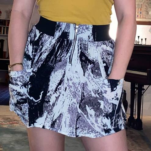 Lily White High waist zip POCKETS modern flowy Mini Skirt