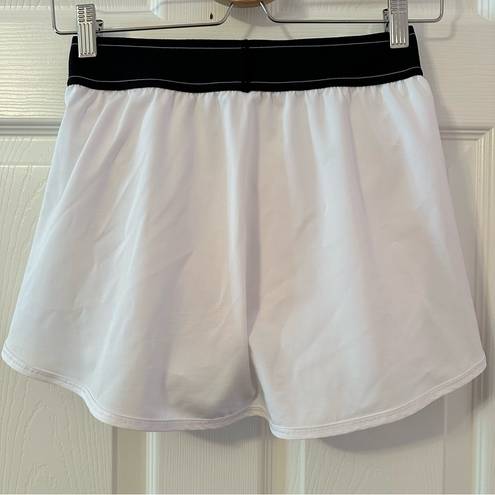 Alo Yoga 49. ALO Match Point Tennis Skirt *No Size Tag/WAIST:12”/LENGTH:13”