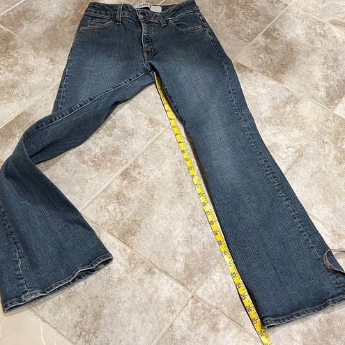 Gap  flare women’s mid rise stretch 90s style jeans medium wash size 2