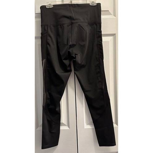 Kimberly  Double Pocket Black Leggings Size Large NWT