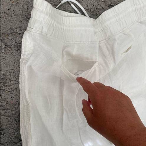 Athleta  Cabo Wide leg Pants size 4. White. Good for going out or casual