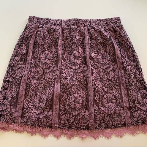 Isaac Mizrahi  Live! Purple and Black Paneled Lace Skort Skirt