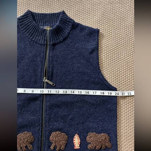 Woolrich  Women’s Vest Dark Indigo LambsWool Embroidered Bear Fish Sz Medium