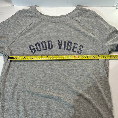 Grayson Threads  Women’s Gray “good Vibes” Long Sleeve Sweatshirt Size M