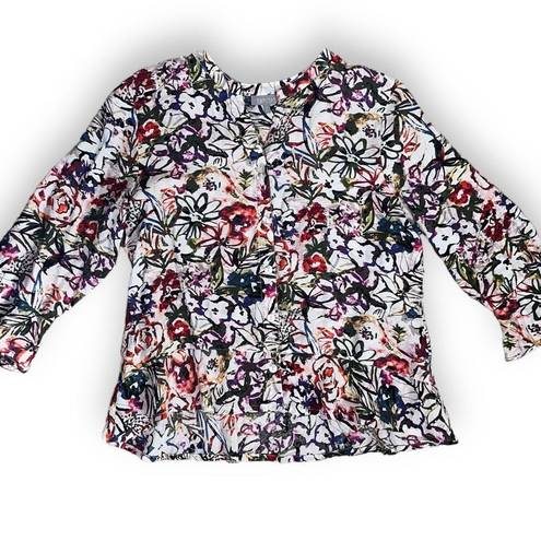 Habitat  Floral Button Up Blouse with Ruffle Hem Women’s size Large