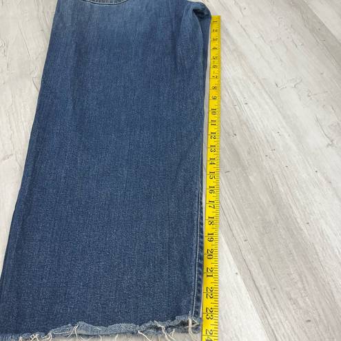 Uniqlo High Rise Wide Straight Leg Dark Wash Frayed Bottom Short  Jeans 32