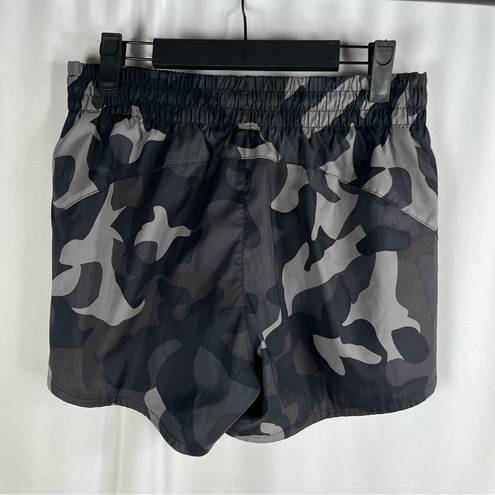 Athleta  Racer Run Short Small Camo black gray shorts running