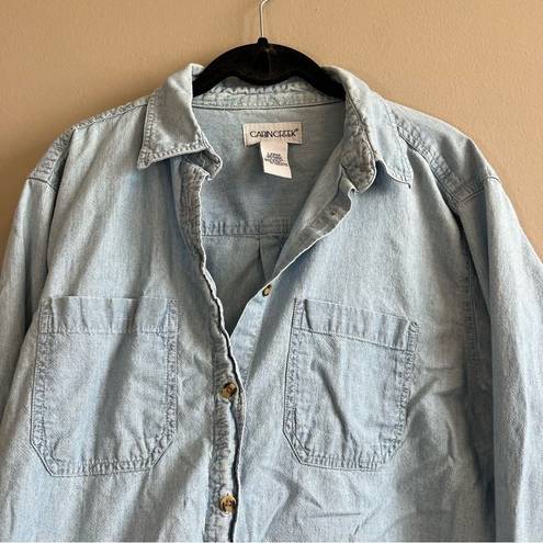 Cabin creek ✨ Vintage  Women’s Light Wash Denim Shirt Large