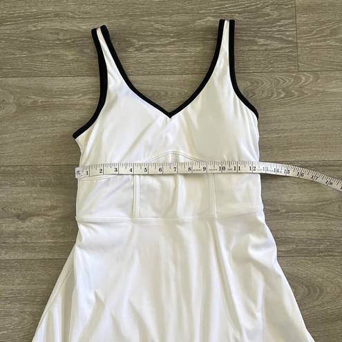 Gilly Hicks energize active white scoop dress - medium