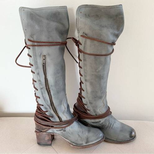 FREEBIRD by Steven Coal Boots In Ice RARE Size 10