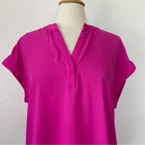 Cynthia Steffe Solid Fuchsia Short SleeveV-Neck Chiffon Blouse