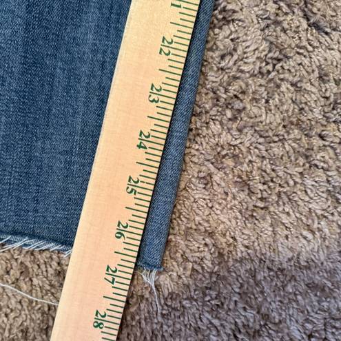 Talbots  Women’s Modern Ankle Jean Size 8 Raw Hem Medium Wash