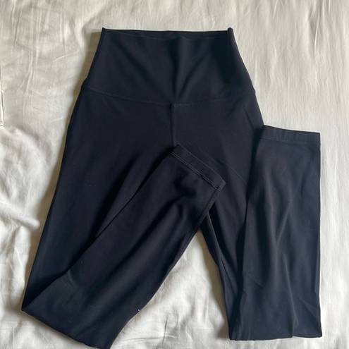 Lululemon  leggings size 2 high waist in black. great condition and soft material