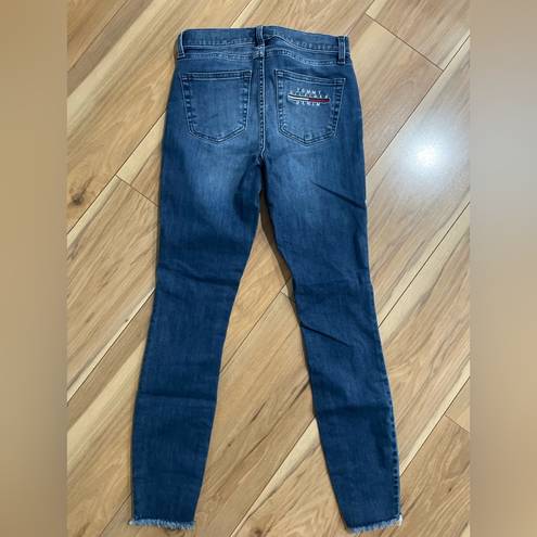 Tommy Hilfiger jeans size 2