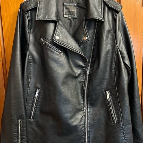 Lane Bryant  Thin Moto Leather Jacket worn 1X Great condition, for 40-65 degrees