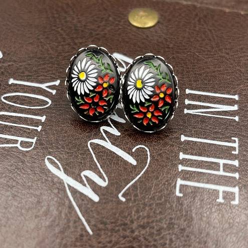 Daisy Vintage 1970s Black White  Red Floral Cabochon Stainless Steel Earrings