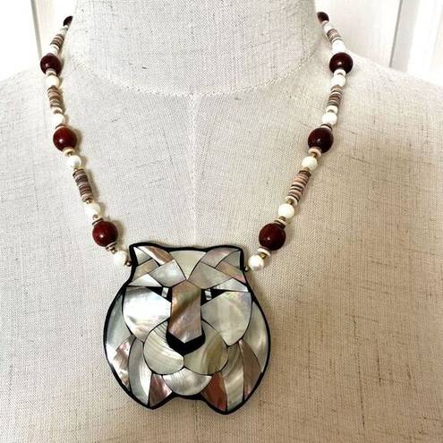 Lee  Sands vintage mother of pearl lion pendant necklace