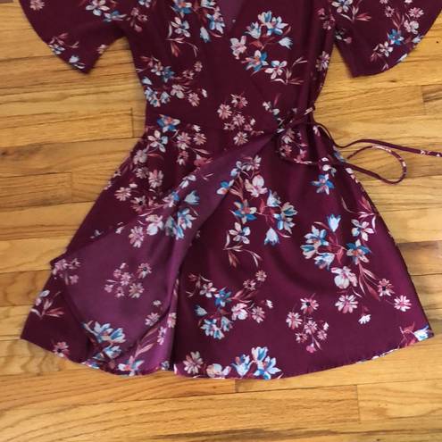 One Clothing One ❤️ Clothing Floral Wrap Dress Sz S