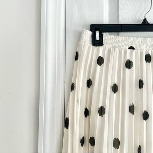 A New Day  Target NWT White Pleated A Line Midi Full Skirt Black Polka Dots S