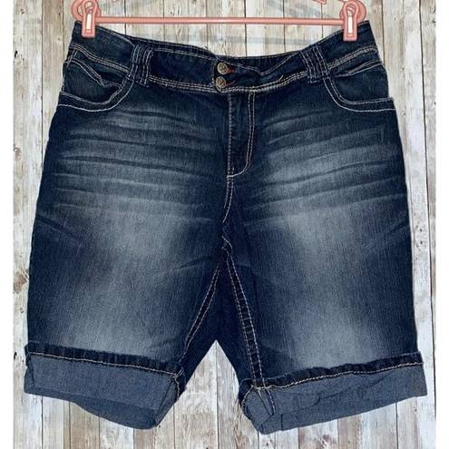 Bermuda Women's Angels  Cuffed Blue Denim Jean Shorts Size 18W