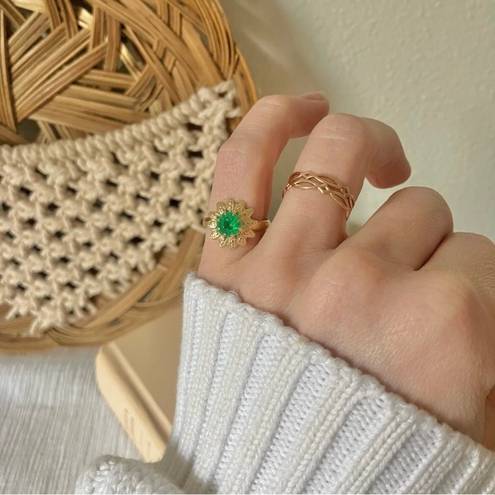 American Vintage Vintage “Eurydice” Green Gold Adjustable Cocktail Ring Sunburst Emerald Femme Classic