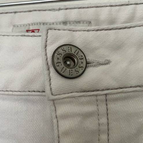 Guess  Women's Size 31 White Jeans Y2K Style with Embroidered Logo on Pocket