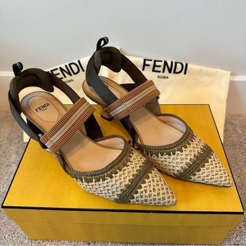 Fendi  Colibri Raffia Slingback Kitten Heels in Olive Green size 38 / 8