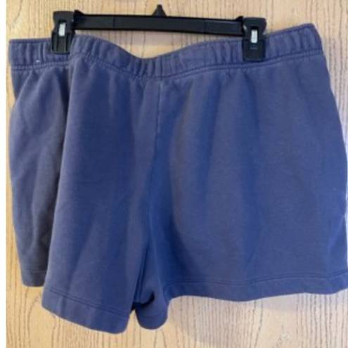 Nike Active Shorts Size XL