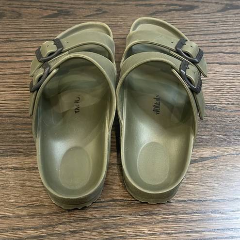 Birkenstock  Arizona Sandals in green